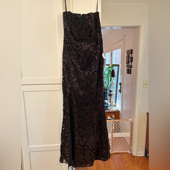 open lace back dress Dress The Population Fernanda Mermaid Gown